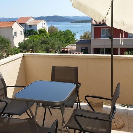Apartment Nevena เบทินา ภายนอก รูปภาพ