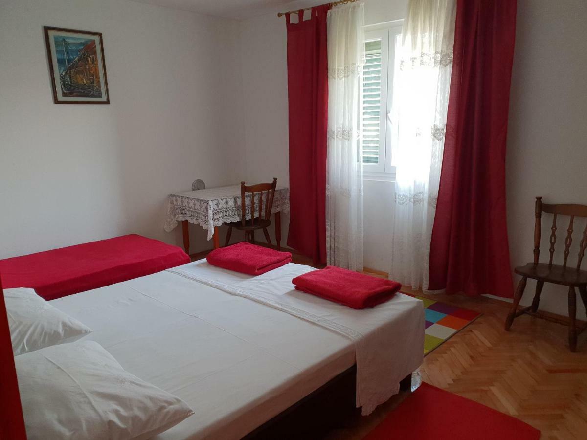 Apartment Nevena เบทินา ภายนอก รูปภาพ